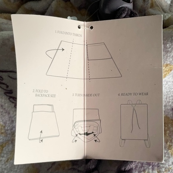 Victoria Secret 2-In-1 Towel Backpack - Picture 7 of 7